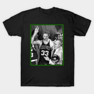 RETRO LARRY BIRD // BASKETBALL PLAYER T-Shirt